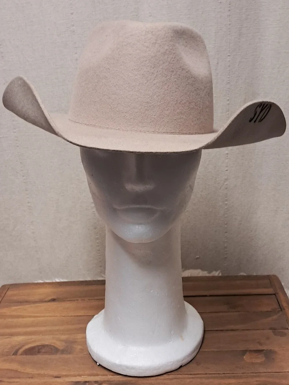 American Hat Makers 